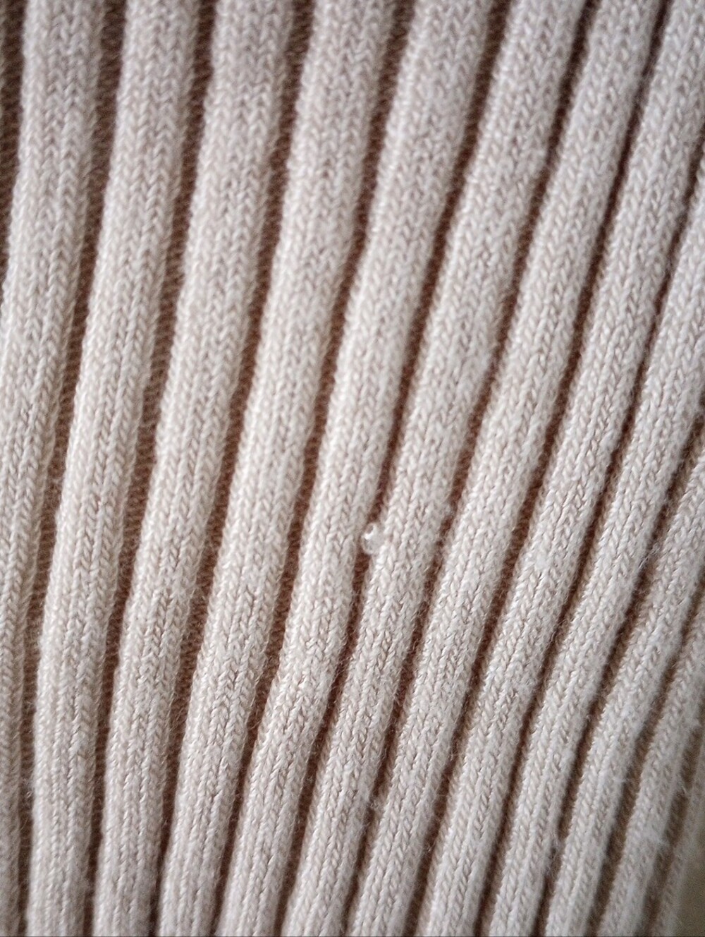 Dynamite Medium Off-Shoulder Ribbed Sweater Top - Cream - Picture 12 of 15